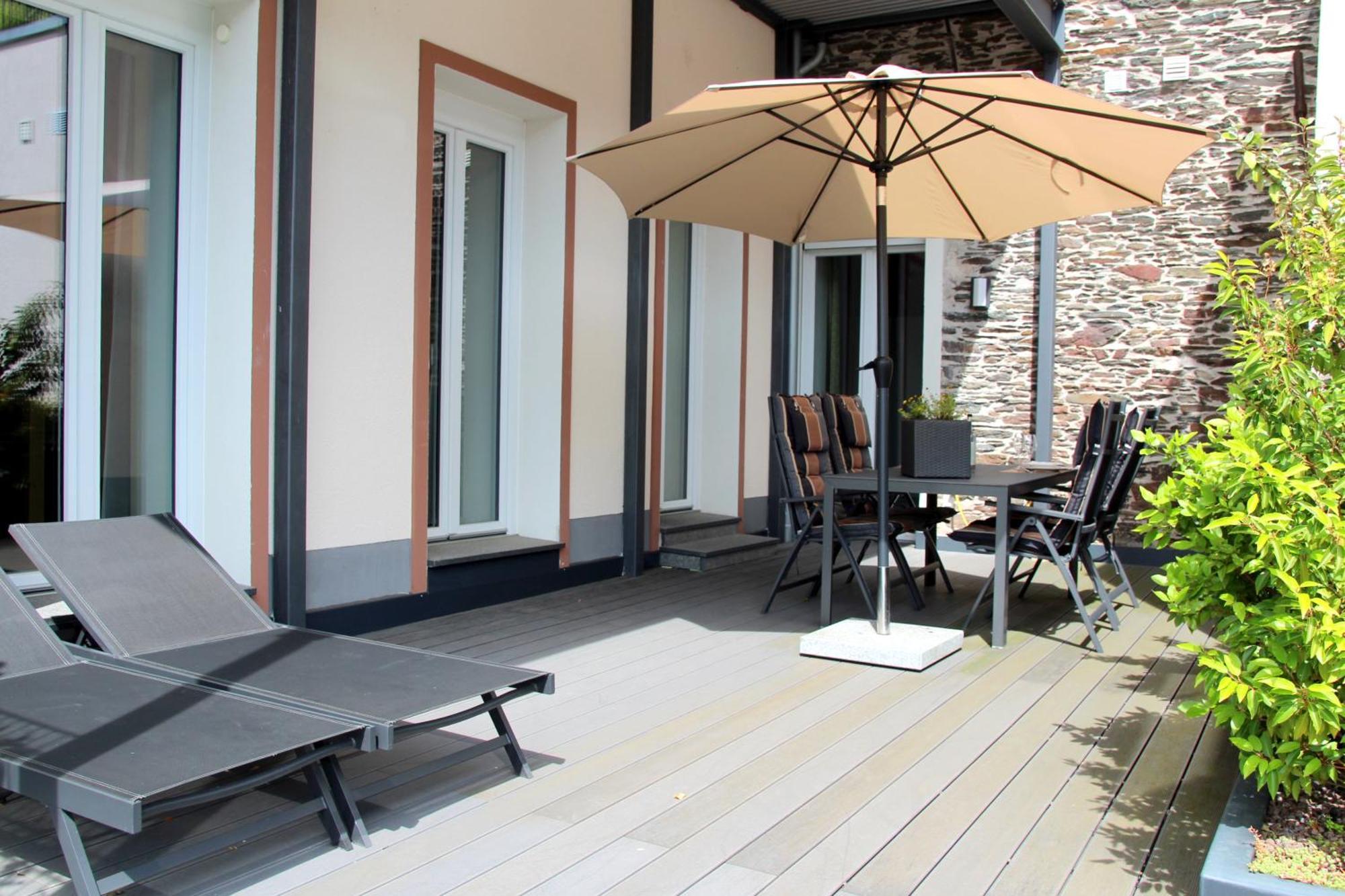 Moselromance - Luxusapartment - Grosse Terrasse - Ruhige Lage 트라벤트라바흐 외부 사진